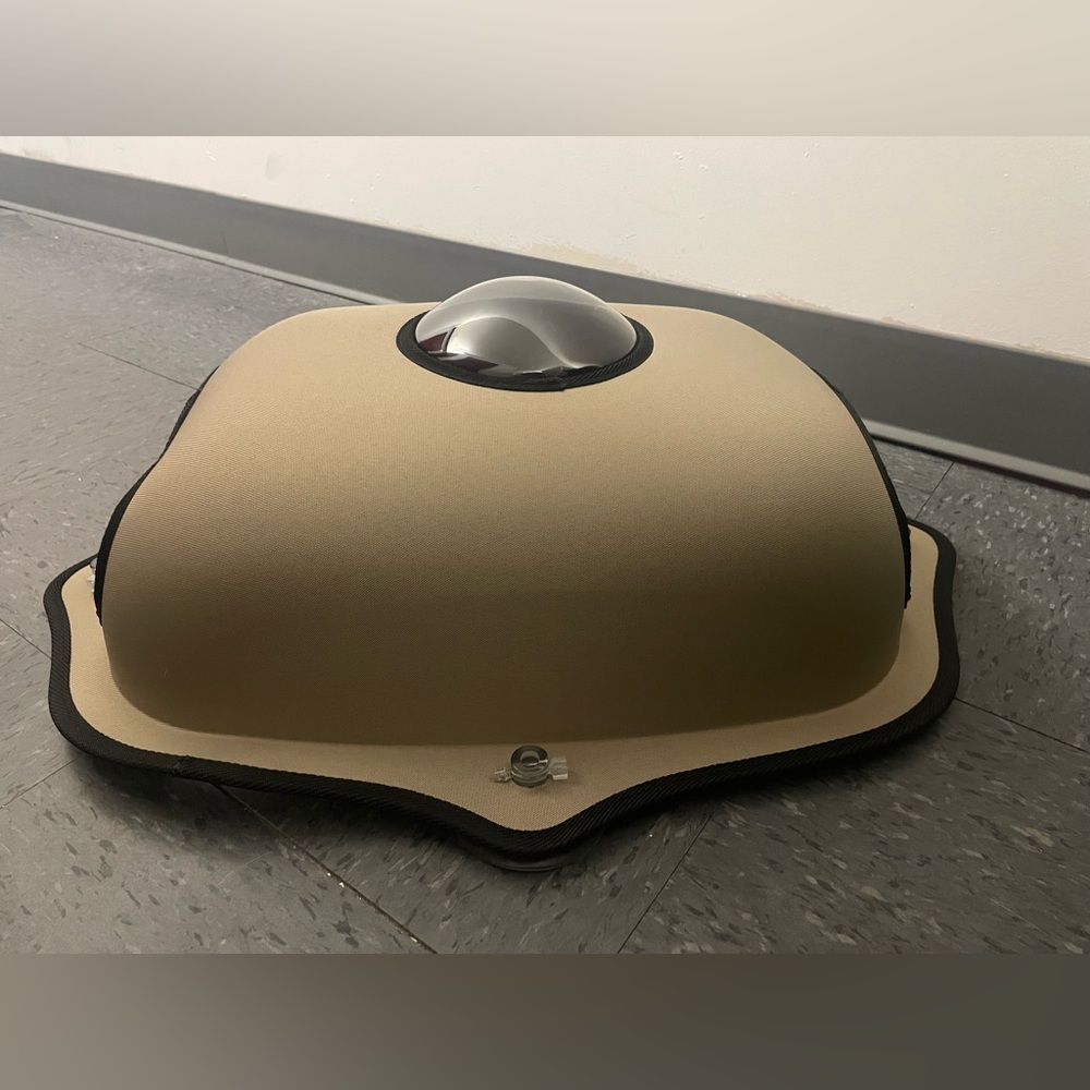 EZ Mount Bubble Pod Cat Window Perch - Picture 6 of 7